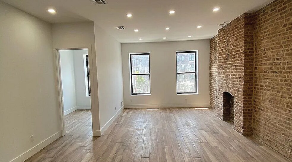 1797 Flatbush Ave, Brooklyn, NY à vendre - Photo intérieure – Image 2 sur 8