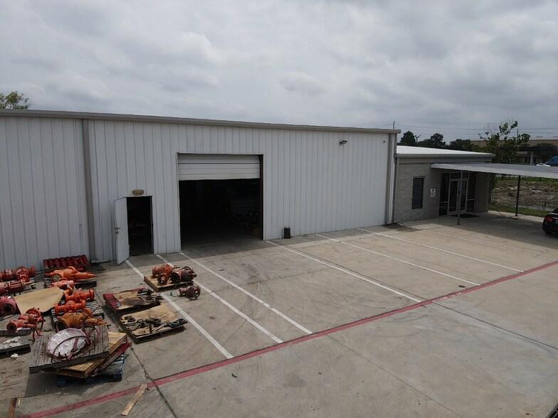 12302 FM 529 Rd, Houston, TX à louer - Photo de l’immeuble – Image 2 sur 13