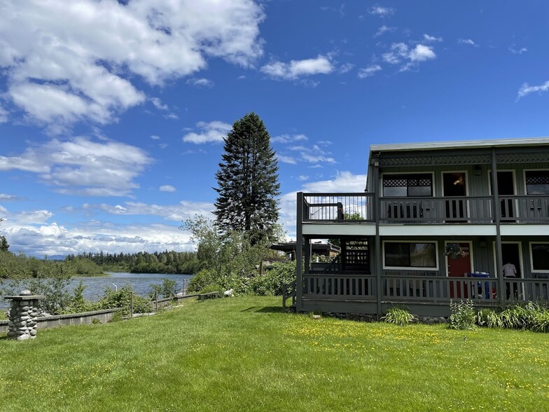 1710-1740 Island Hwy, Campbell River, BC à vendre - Photo de l’immeuble – Image 3 sur 7