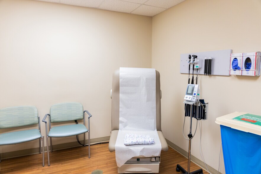 310 Academy St, Ahoskie, NC à vendre - Photo de l’immeuble – Image 2 sur 4