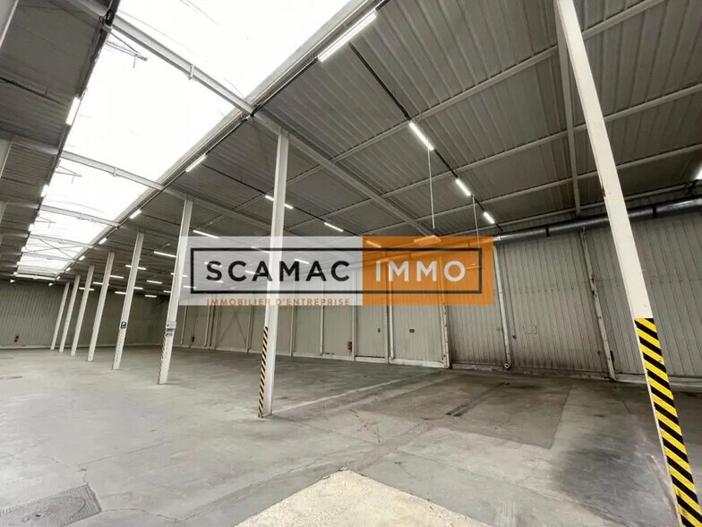 Bureau dans Ivry-sur-Seine à louer - Photo de l’immeuble – Image 3 sur 8