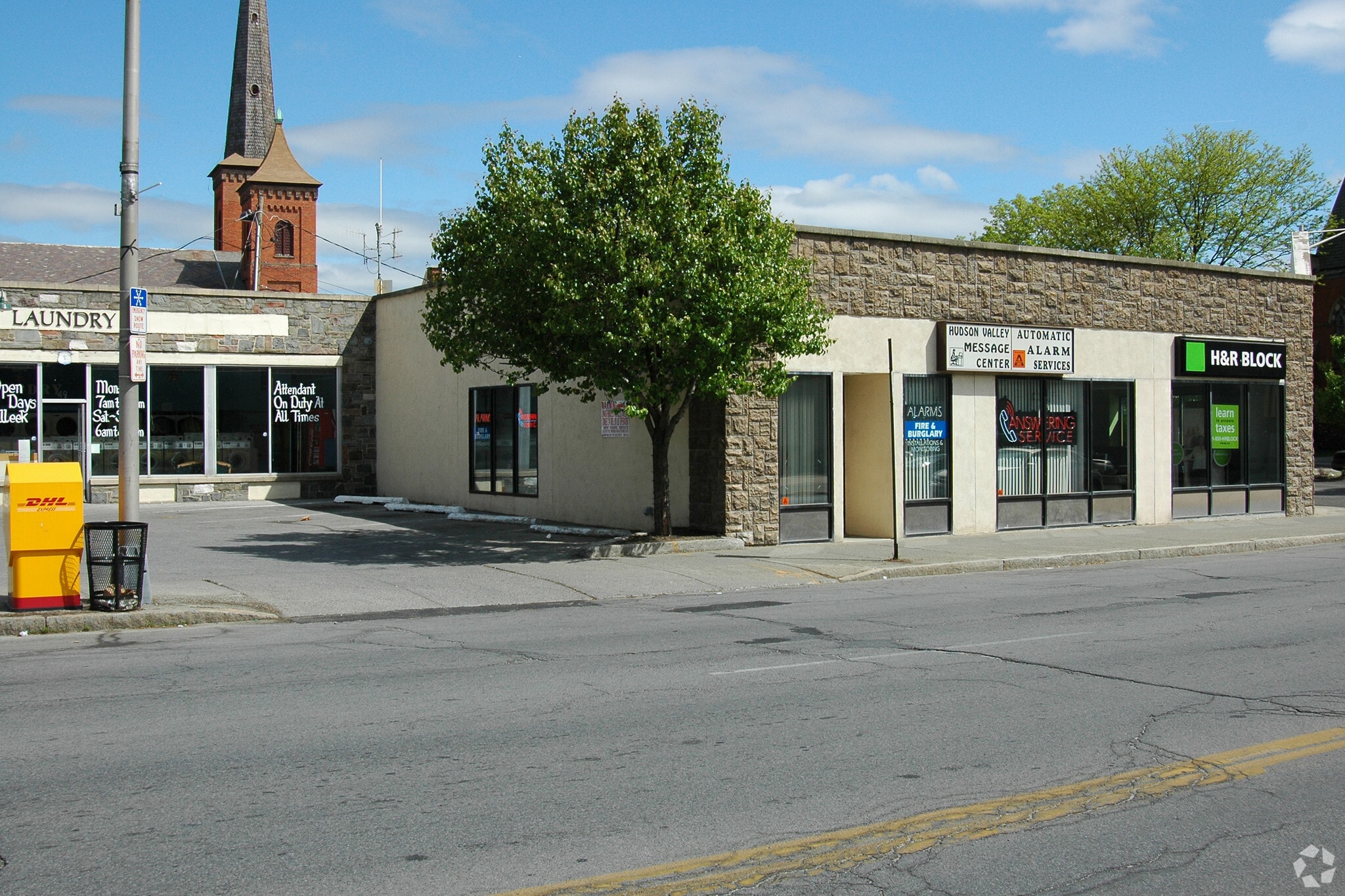47-49 N Civic Center Plz, Poughkeepsie, NY à louer Photo principale– Image 1 sur 7