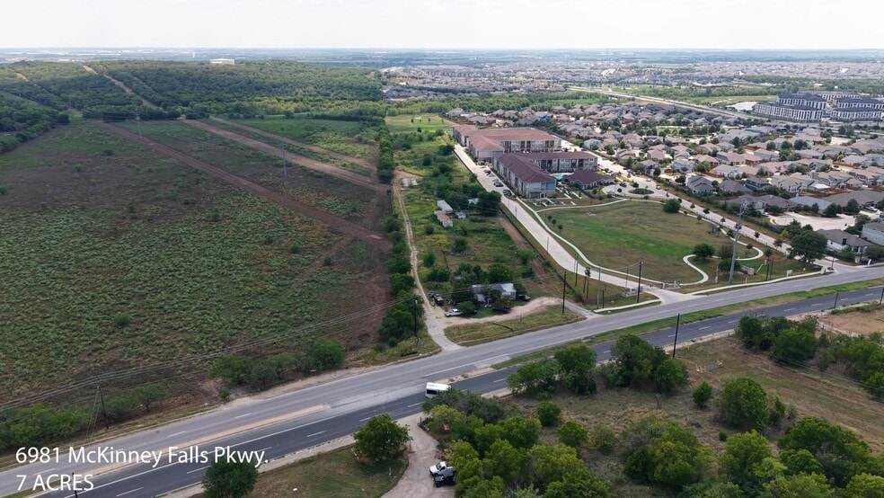 6981 McKinney Falls Pky, Austin, TX à vendre - Vidéo sur l’annonce professionnelle – Image 2 sur 6