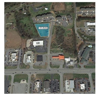 Plus de détails pour 1003 Gateway ave, Wilkesboro, NC - Terrain à vendre