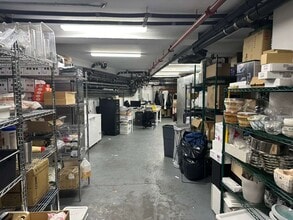 319 Bowery, New York, NY à louer Photo intérieure– Image 2 sur 3