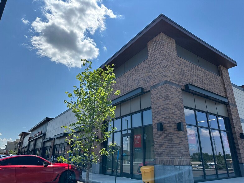 661 Wye Rd, Sherwood Park, AB à louer - Photo de l’immeuble – Image 3 sur 10