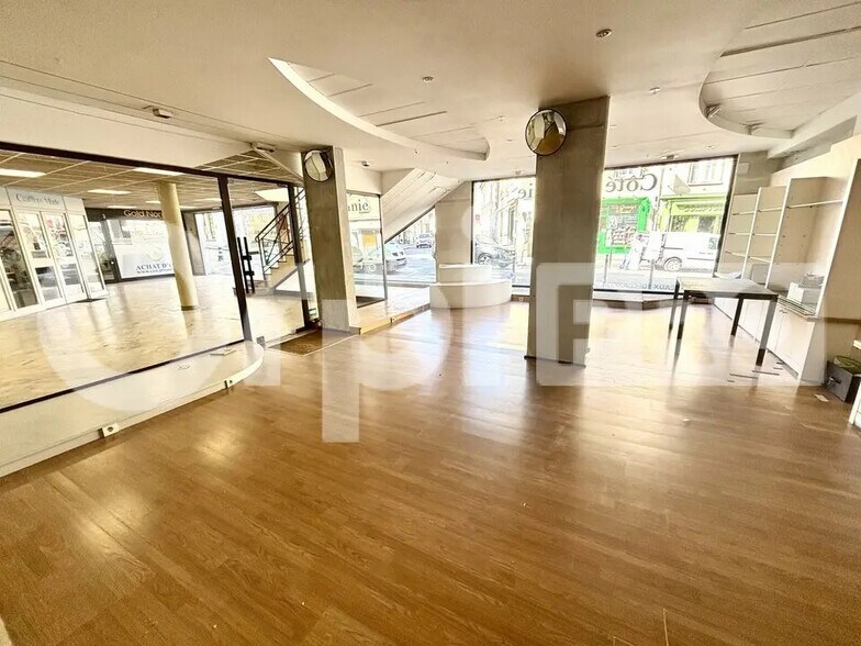 25 Rue Jeanne D'Arc, Compiègne à vendre - Photo de l’immeuble – Image 2 sur 7