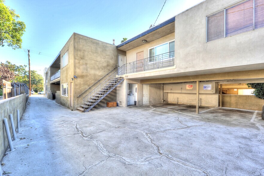 3743 Mclaughlin Ave, Los Angeles, CA à vendre - Photo de l’immeuble – Image 3 sur 18