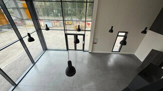 Plus de détails pour Local d'activités, Industriel/Logistique à louer