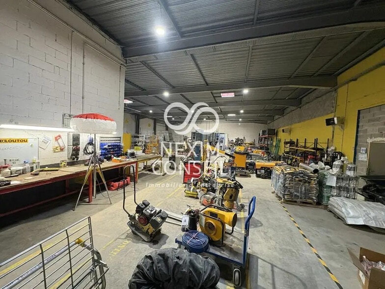 Bureau dans Roissy-en-France à louer - Photo de l’immeuble – Image 3 sur 11