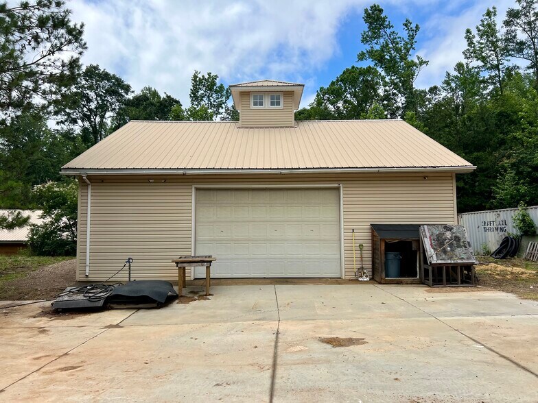 220 Jenkins Bridge Rd, Fountain Inn, SC à vendre - Photo de l’immeuble – Image 2 sur 18