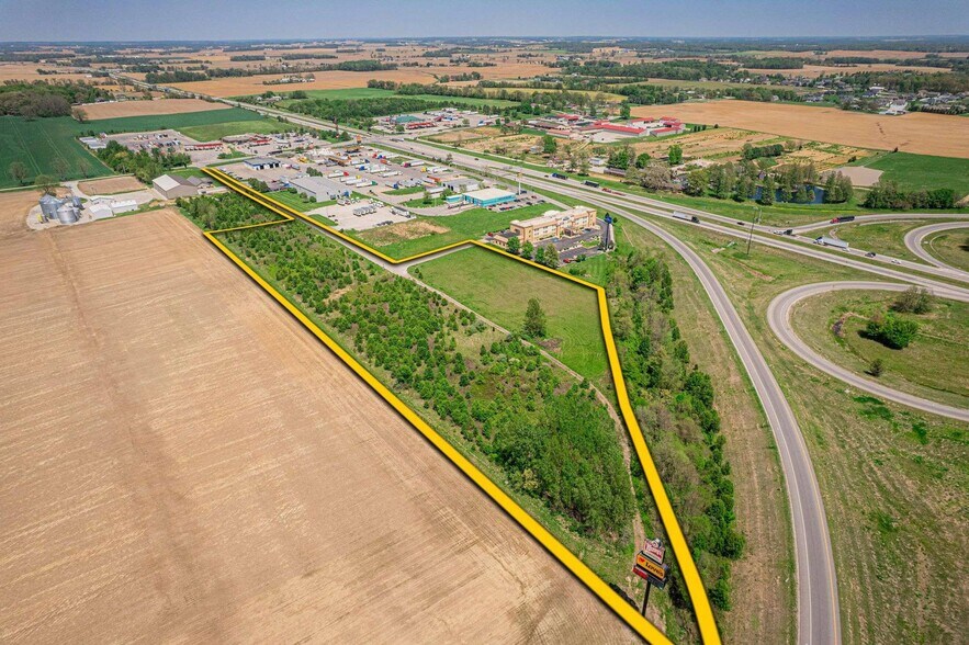 12793 S Northgate Dr, Haubstadt, IN à louer - Photo principale – Image 1 sur 4