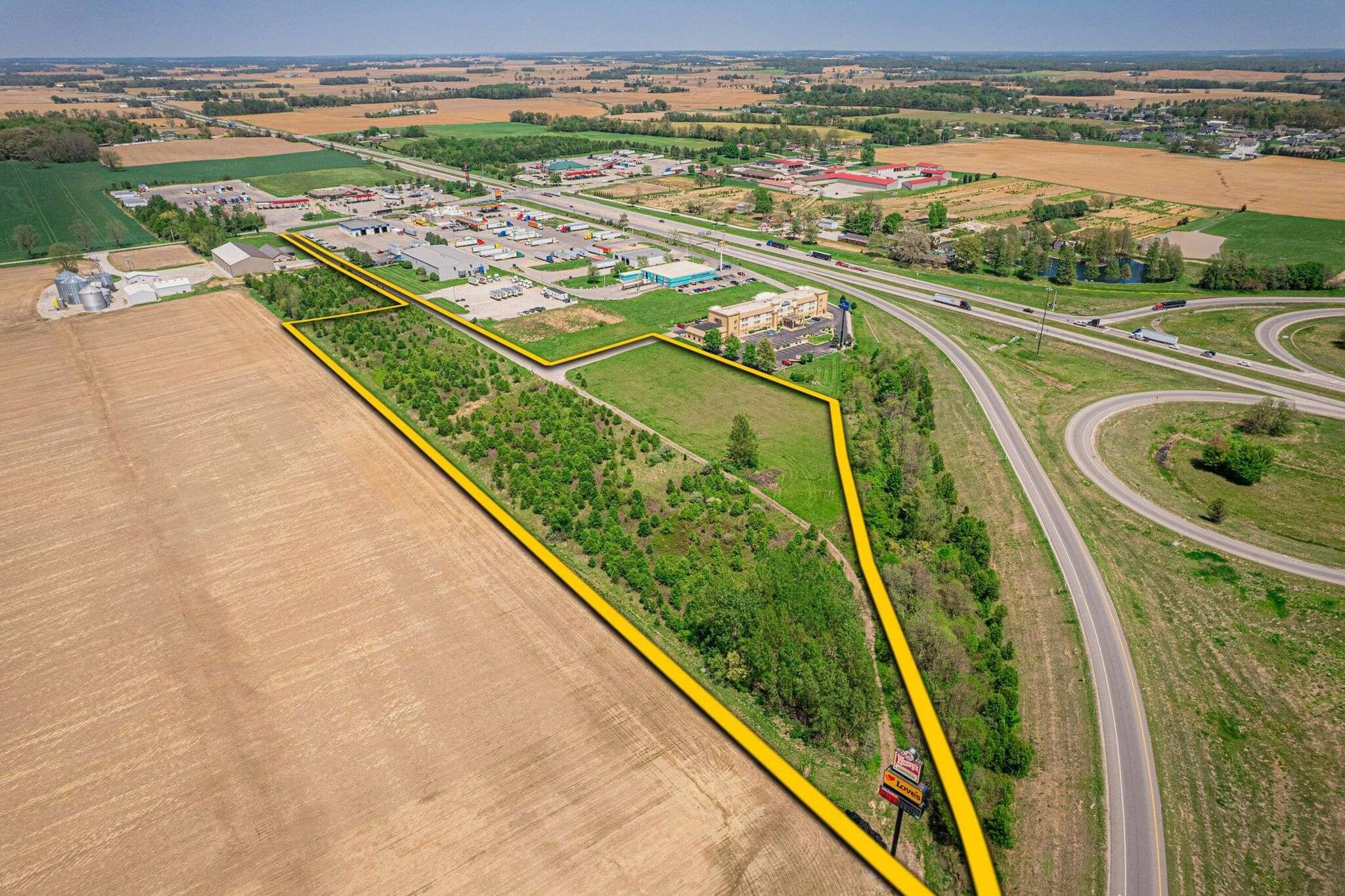 12793 S Northgate Dr, Haubstadt, IN à louer Photo principale– Image 1 sur 5