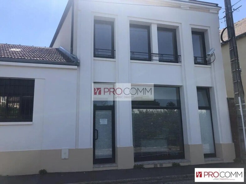 Bureau dans Chartres à louer - Photo de l’immeuble – Image 1 sur 6