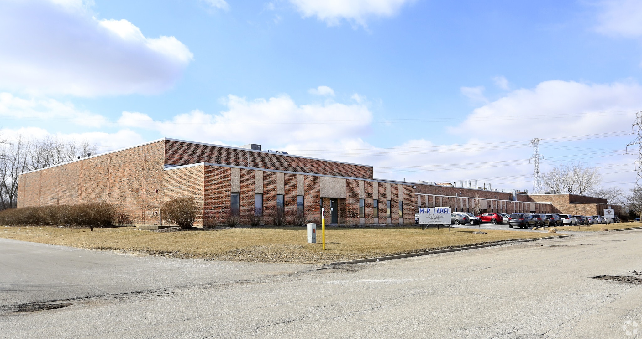 2401-2417 Bond St, University Park, IL à louer Photo principale– Image 1 sur 4