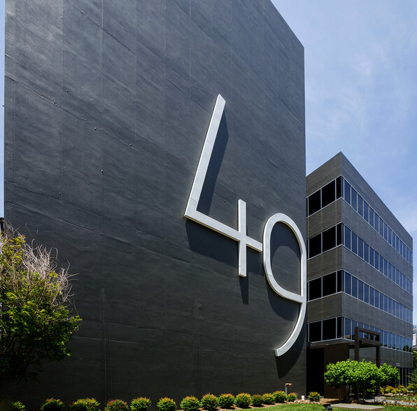 49 Music Square W, Nashville, TN à louer - Photo de l’immeuble – Image 1 sur 9