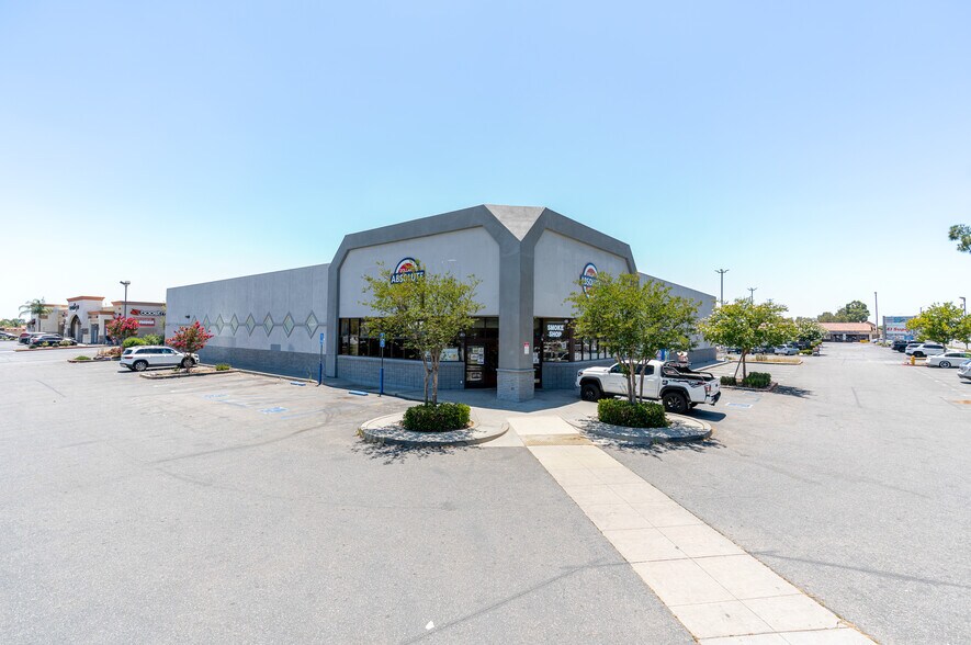 24991 Alessandro Blvd, Moreno Valley, CA à vendre - Photo de l’immeuble – Image 2 sur 10