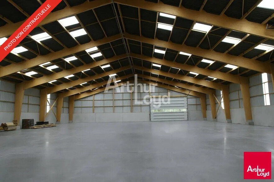 Local d'activités dans Fougères à vendre - Photo de l’immeuble – Image 1 sur 1