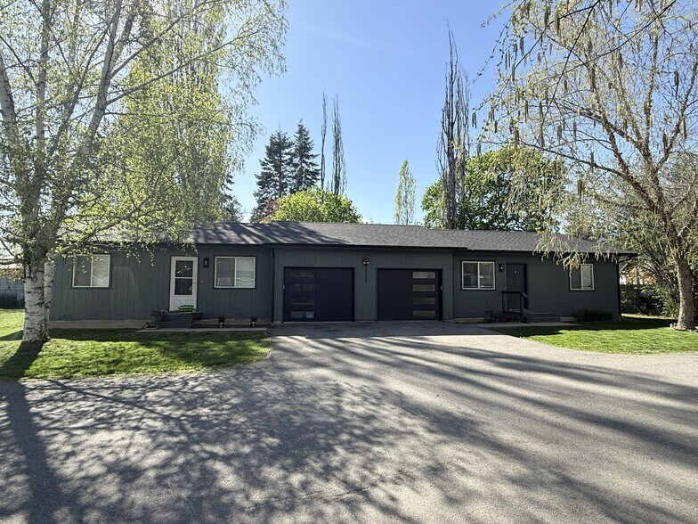 1717 Main St, Sandpoint, ID à vendre - Photo de l’immeuble – Image 3 sur 23