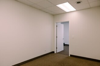 2101 Hennepin Ave, Minneapolis, MN à louer Photo intérieure– Image 2 sur 10