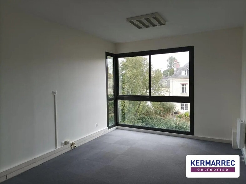 Bureau dans Nantes à louer - Photo de l’immeuble – Image 2 sur 8