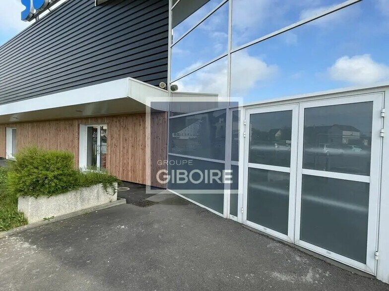 Industriel/Logistique dans Romillé à louer - Photo de l’immeuble – Image 2 sur 12