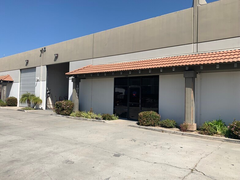10751-10759 Forest St, Santa Fe Springs, CA à louer - Photo de l’immeuble – Image 2 sur 6