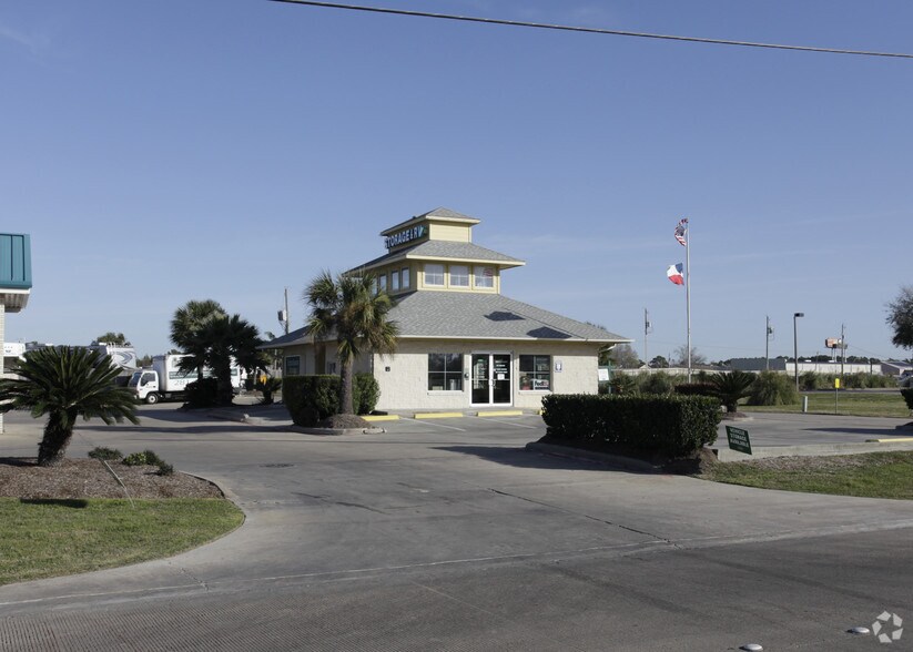 217 FM 517 W, Dickinson, TX à vendre - Photo de l’immeuble – Image 2 sur 2
