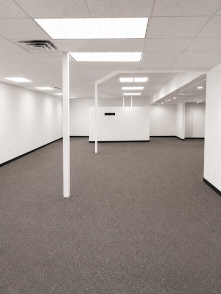 5750-5784 Okeechobee Blvd, West Palm Beach, FL à louer - Photo de l’immeuble – Image 3 sur 23