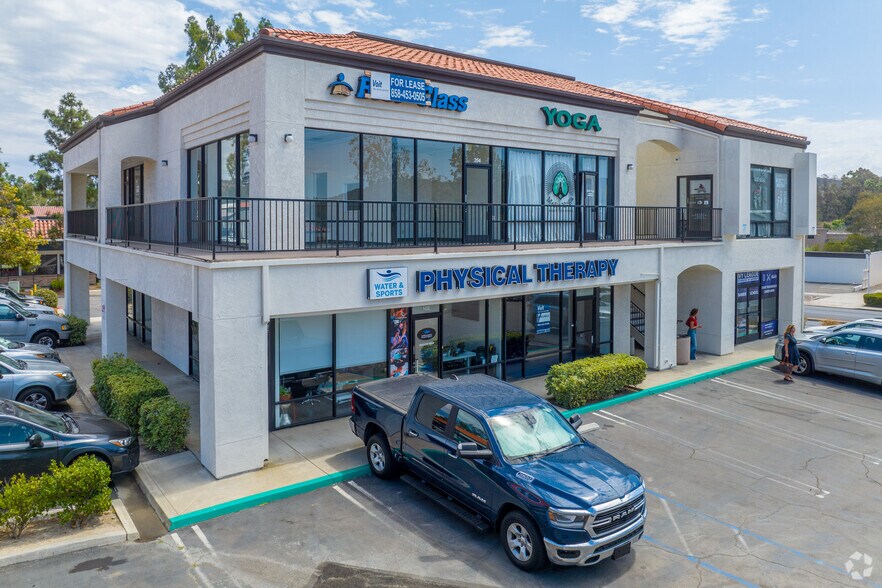 12202-12234 Poway Rd, Poway, CA à louer - Photo principale – Image 1 sur 1