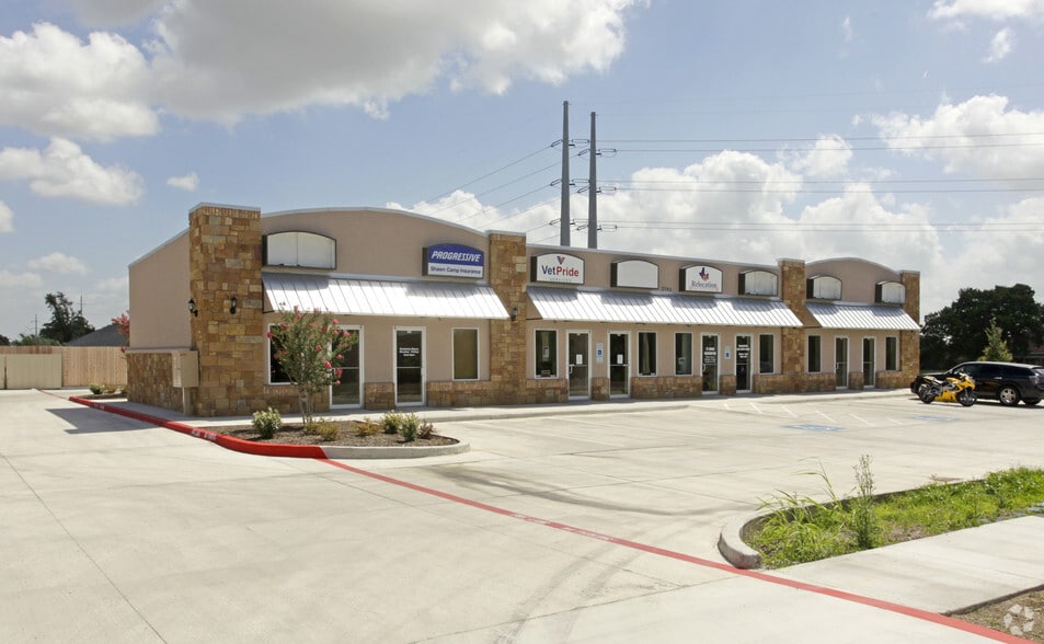 2705 E Stan Schlueter Loop, Killeen, TX à louer - Photo de l’immeuble – Image 2 sur 14