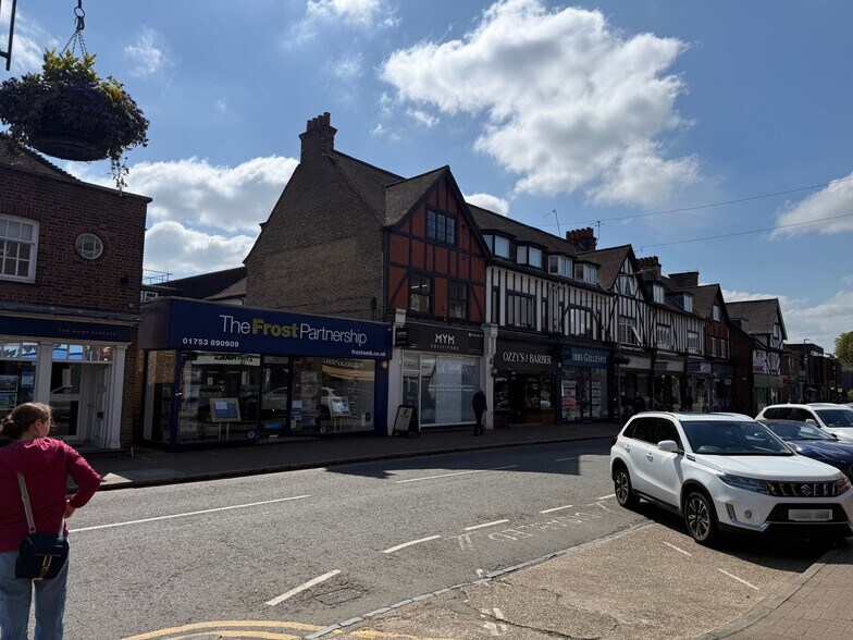 Packhorse Rd, Gerrards Cross à louer - Photo de l’immeuble – Image 2 sur 4