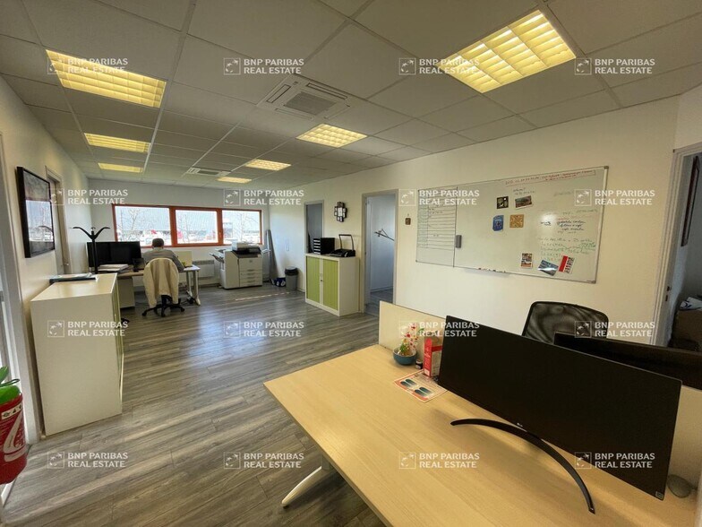 Bureau dans Orléans à vendre - Photo intérieure – Image 1 sur 7