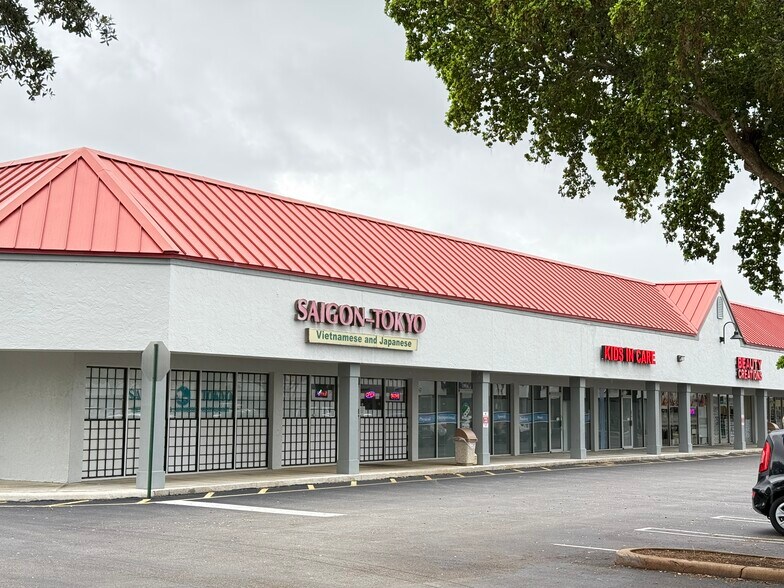 2902-2990 Jog Rd, Greenacres, FL à louer - Photo de l’immeuble – Image 3 sur 5