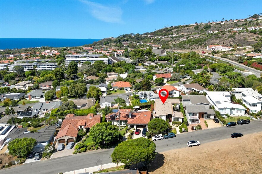 7 Clipper Rd, Rancho Palos Verdes, CA à vendre - Photo de l’immeuble – Image 3 sur 20