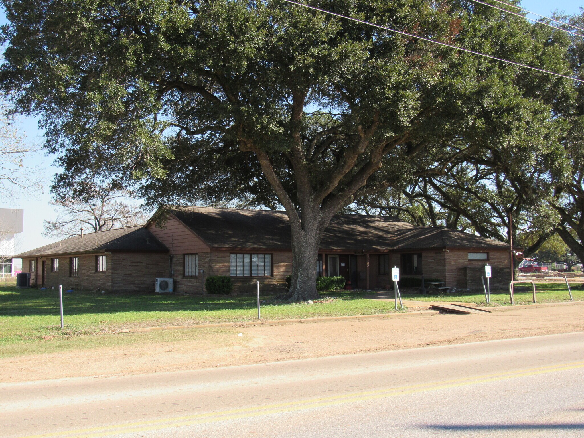 2123 Woods Rd, Brookshire, TX à vendre Photo principale– Image 1 sur 20