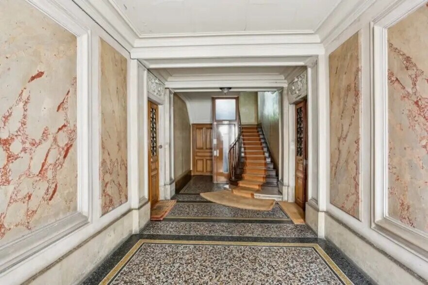 Bureau dans Paris à louer - Photo de l’immeuble – Image 3 sur 5