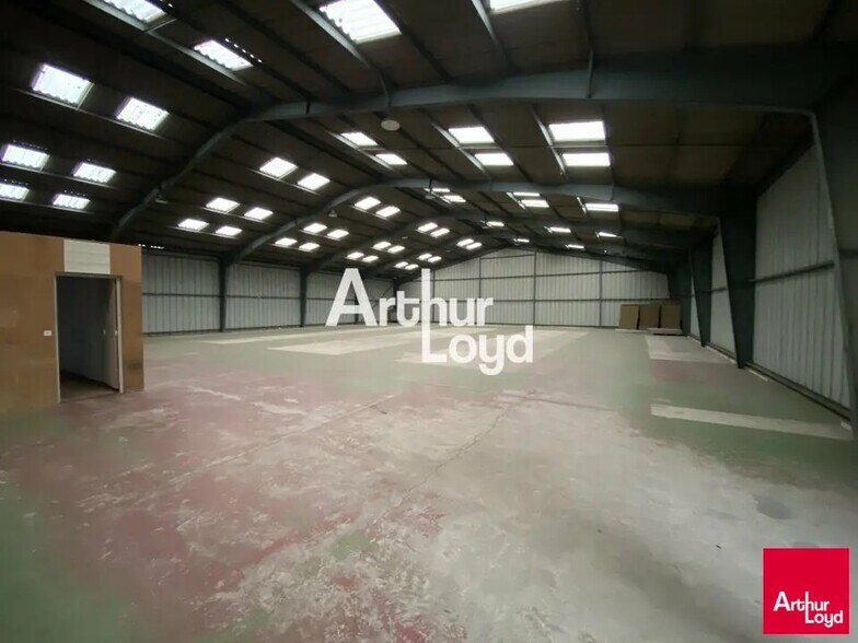 Local d’activités dans Rennes à louer - Photo intérieure – Image 2 sur 3