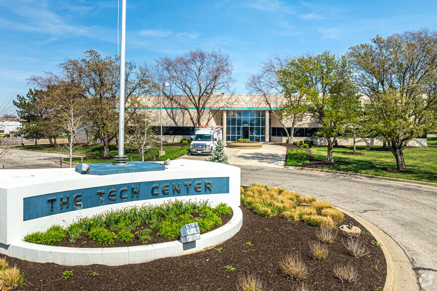 16025 W 113th St, Lenexa, KS à louer - Photo de l’immeuble – Image 2 sur 56