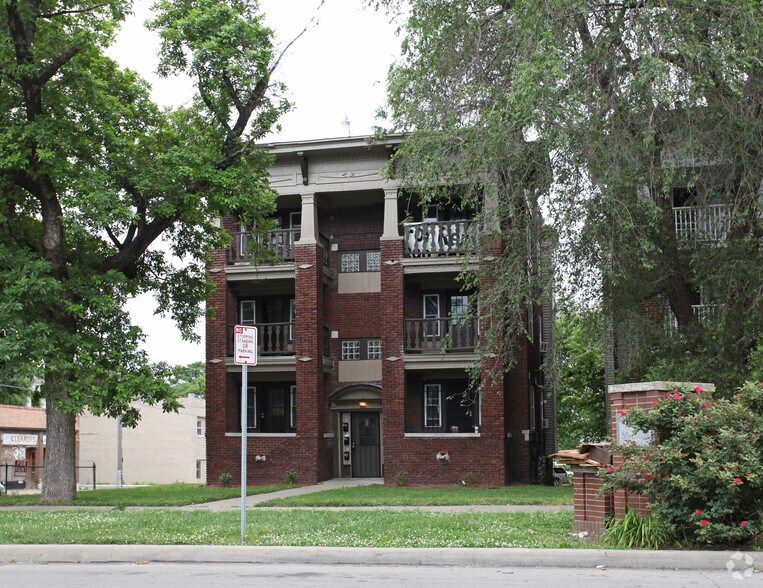 2701-2703 Benton Blvd, Kansas City, MO à vendre - Photo principale – Image 1 sur 4