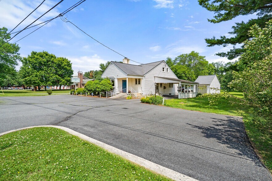 401 E Pulaski Hwy, Elkton, MD à vendre - Photo de l’immeuble – Image 3 sur 26