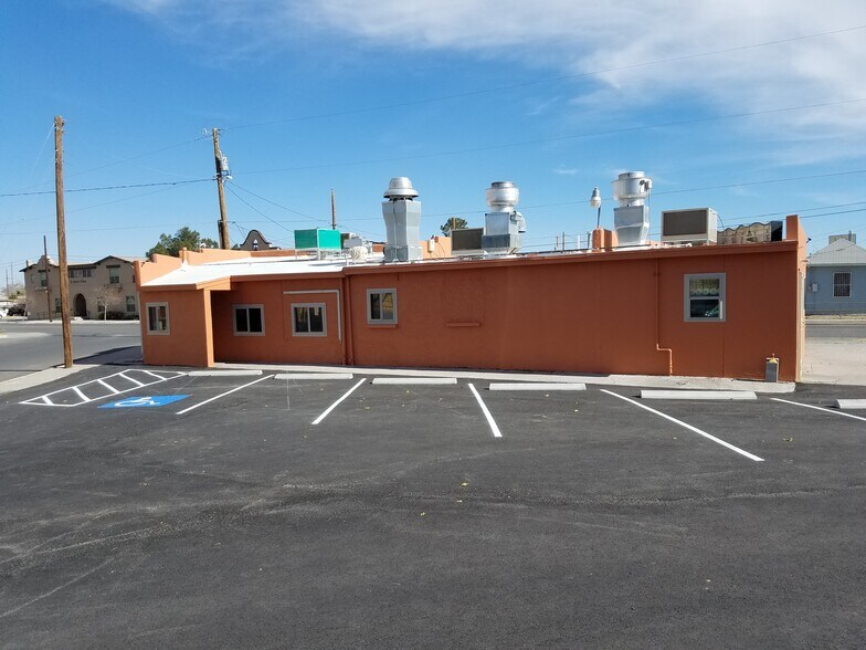 2138 Cypress Ave, El Paso, TX à vendre - Photo de l’immeuble – Image 3 sur 30