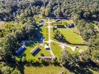 Plus de détails pour 24917 W Christine Dr, Splendora, TX - Logement à vendre