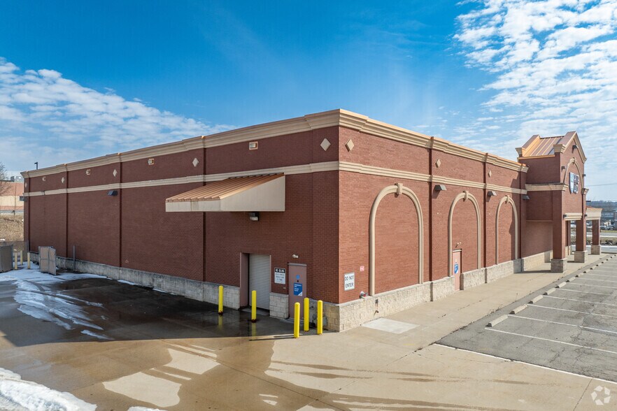 100 Seven Fields Blvd, Mars, PA à louer - Photo de l’immeuble – Image 3 sur 4
