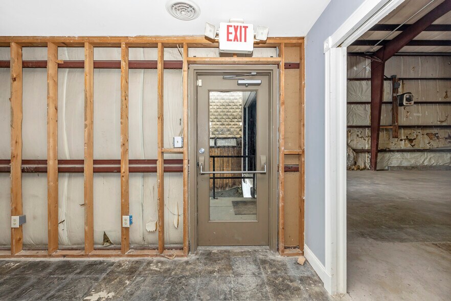 329 E 2nd St, Frederick, MD à louer - Photo de l’immeuble – Image 3 sur 53