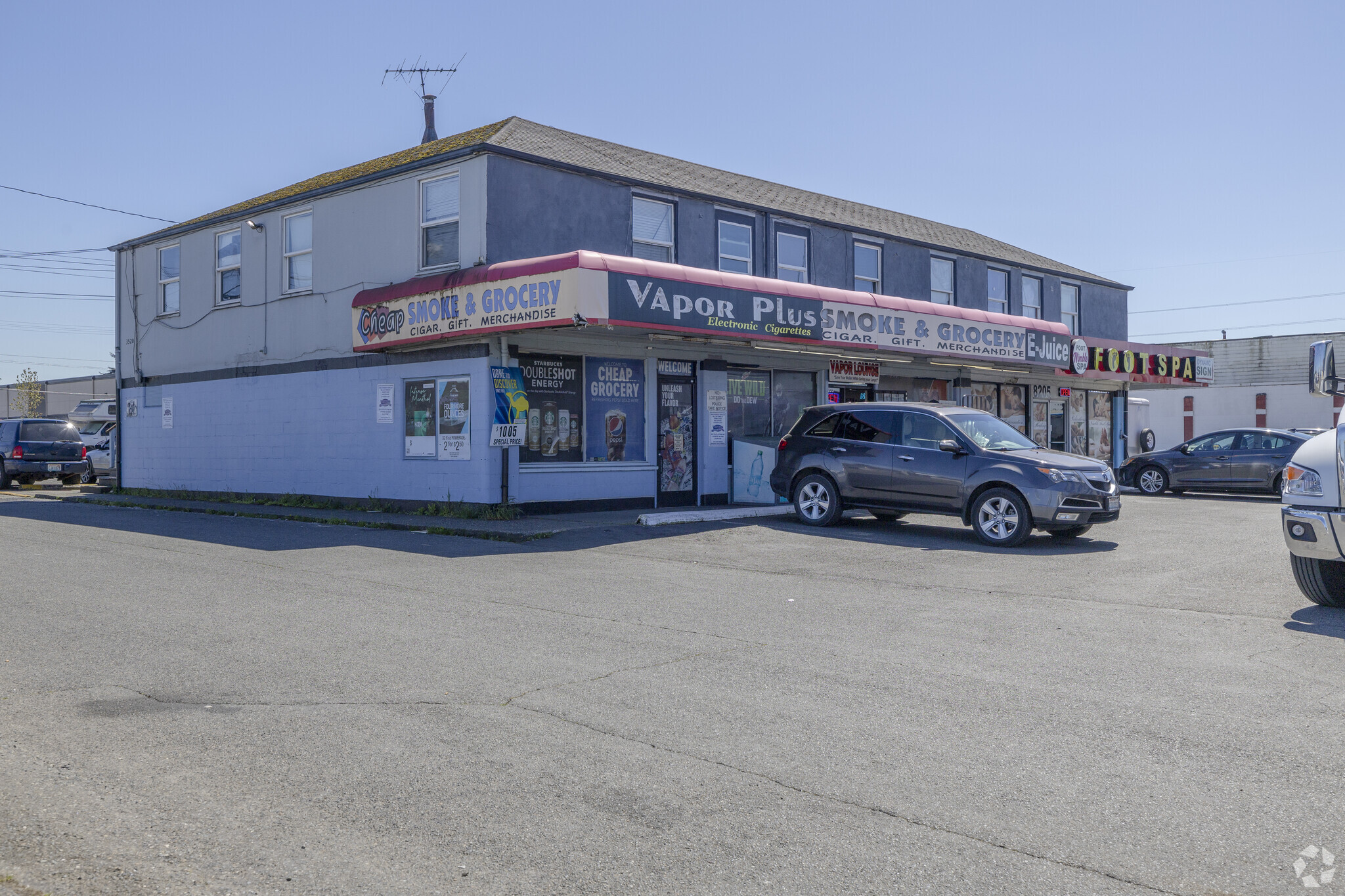 8201 Tacoma Way, Tacoma, WA à vendre Photo principale– Image 1 sur 8