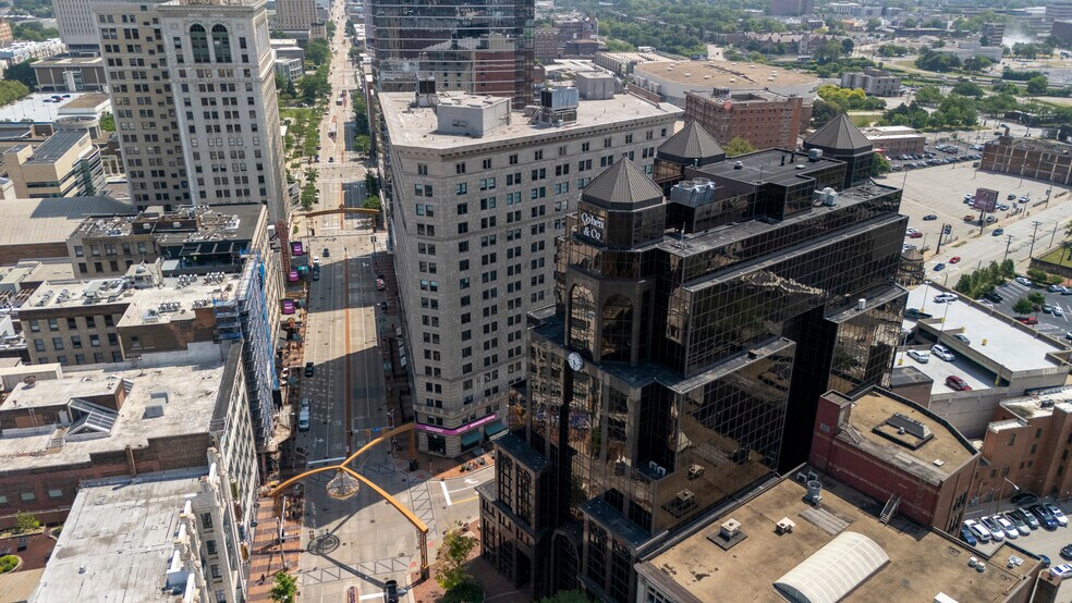 1350 Euclid Ave, Cleveland, OH à louer - Photo de l’immeuble – Image 3 sur 10