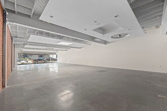 316-318 S Robertson Blvd, Los Angeles, CA à louer Photo intérieure– Image 1 sur 4