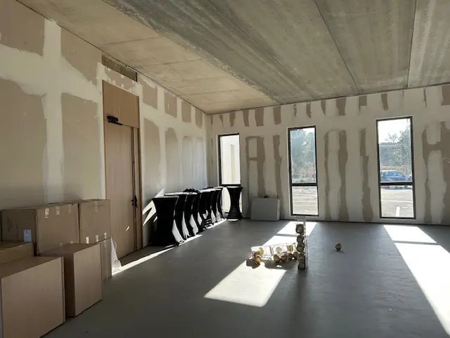 Bureau dans Lançon-Provence à louer - Photo de l’immeuble – Image 3 sur 8