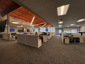 2800-2892 N Vicksburg Ln, Plymouth, MN à louer Photo intérieure– Image 2 sur 7